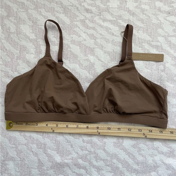 SKIMS Copper Fits Everybody Triangle  Brown Bralette - Picture 4 of 5